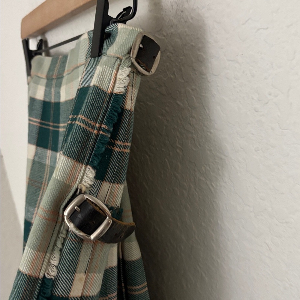 Vintage Borderglen green and pink plaid kilt style skirt size small - Picture 3 of 7